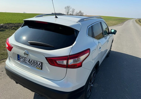 Nissan Qashqai cena 69900 przebieg: 104035, rok produkcji 2017 z Gniezno małe 254